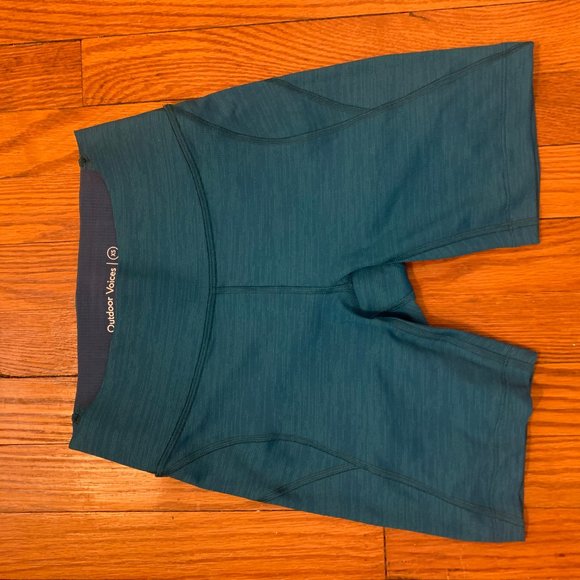 Like New Outdoor Voices TechSweat Core Shorts - Picture 3 of 7
